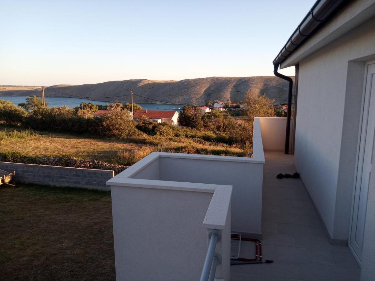 Apartmani Sol Vlasici Pag Town Bagian luar foto